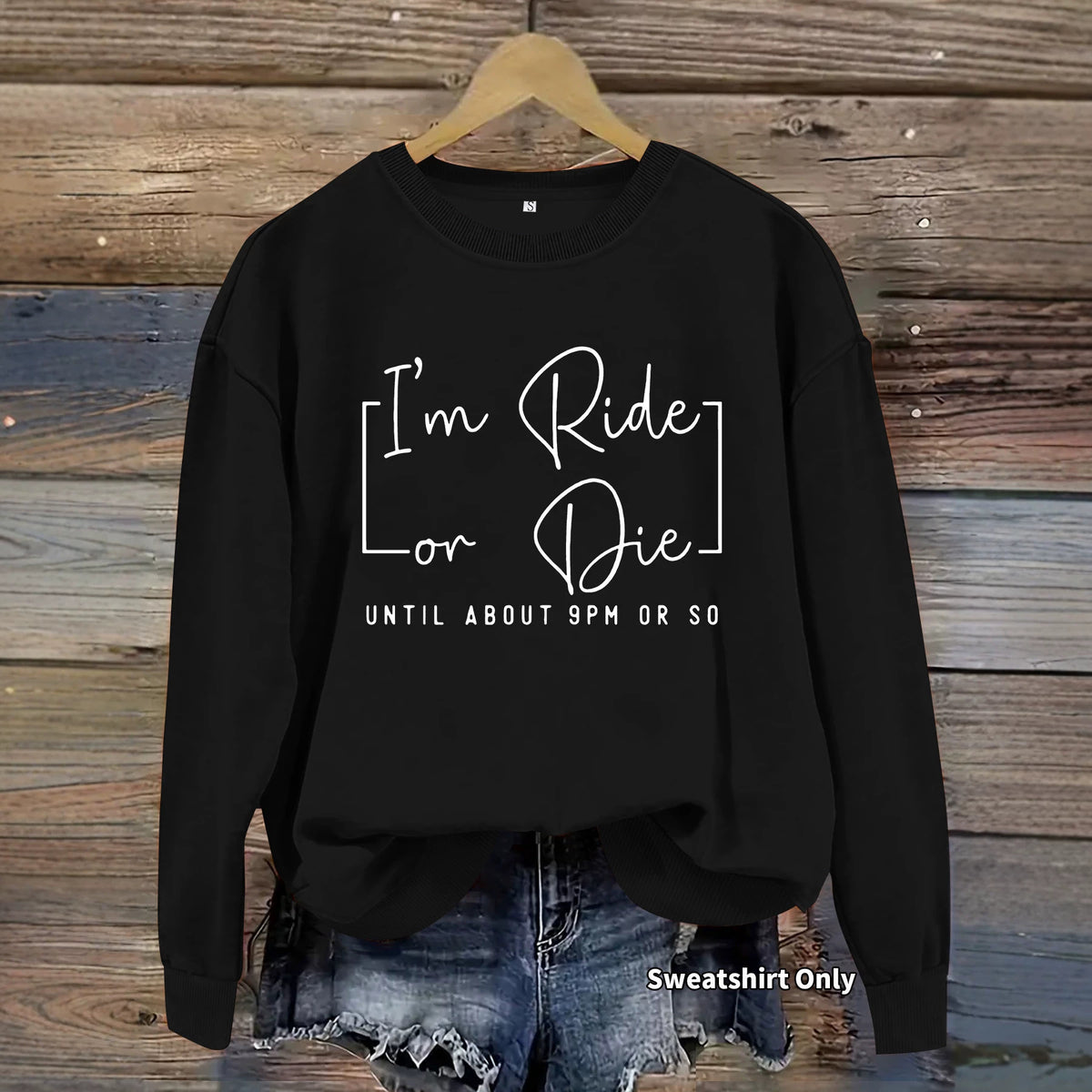 Letter pattern printed round neck fleece hoodie