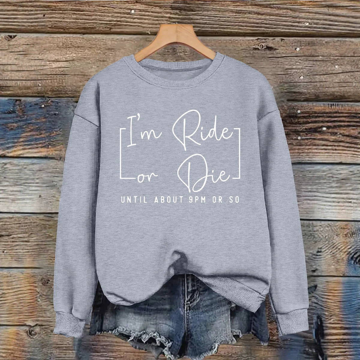 Letter pattern printed round neck fleece hoodie